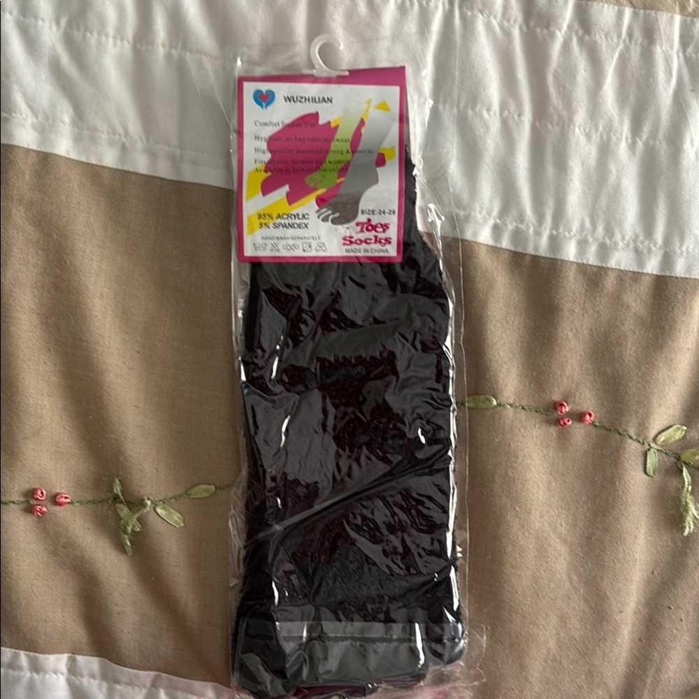 Black toe Socks